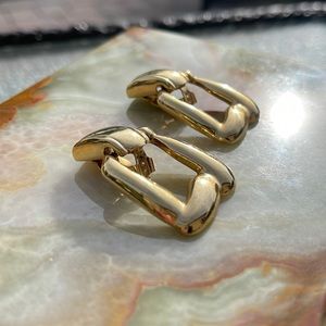 Vintage Gold Link Clip On’s